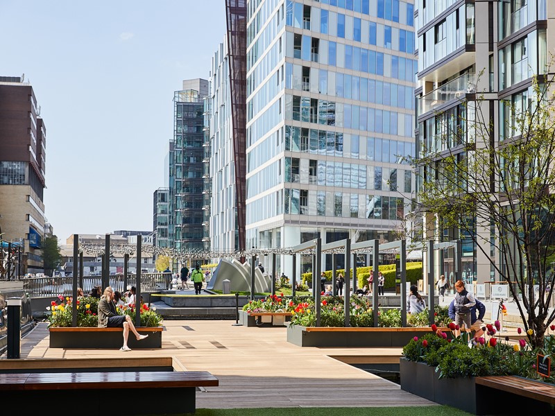 Floating Pocket Park in Merchant Square, London on a nice summer's day