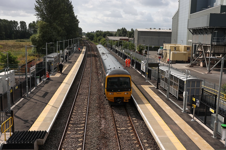 Elevated view of Marsh Barton station, with a train at the platform