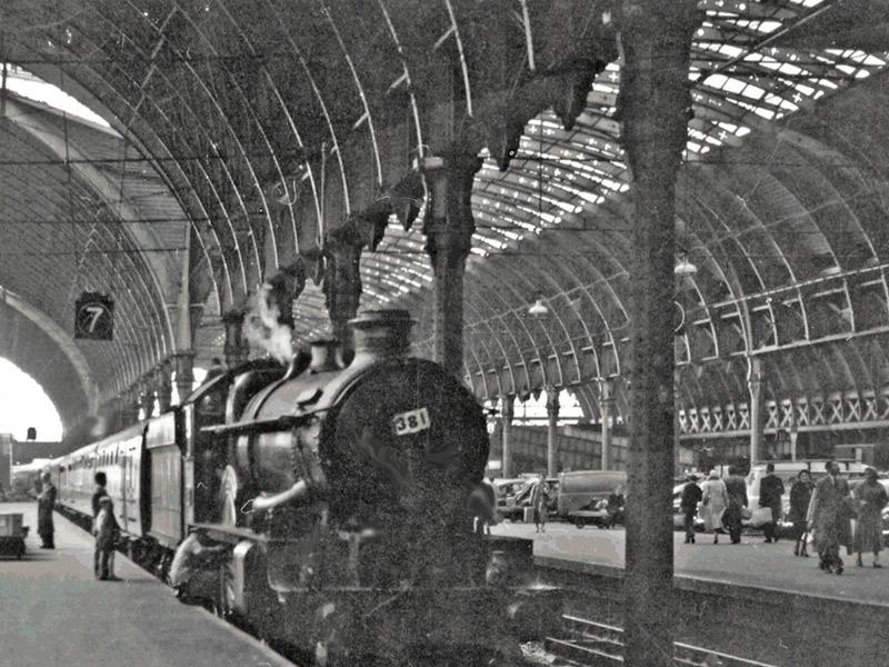 Old picture of London Paddington train station